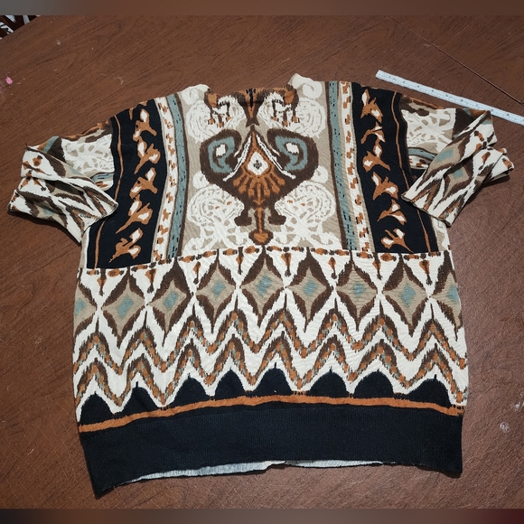 WD.NY Vintage Patterned Cardigan - Picture 8 of 8